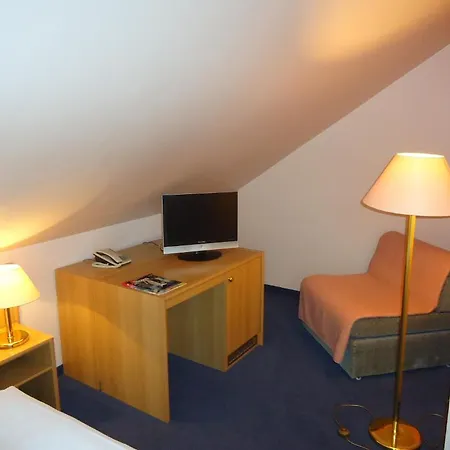 Hotel El Condor 3*